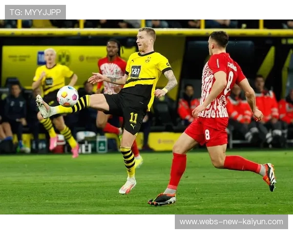 德甲多特外线连环出手，主场再收三分