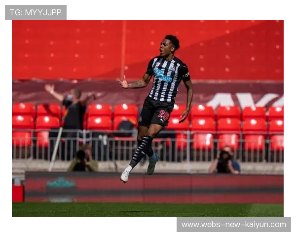 纽卡斯尔联中段推进持续形成压制